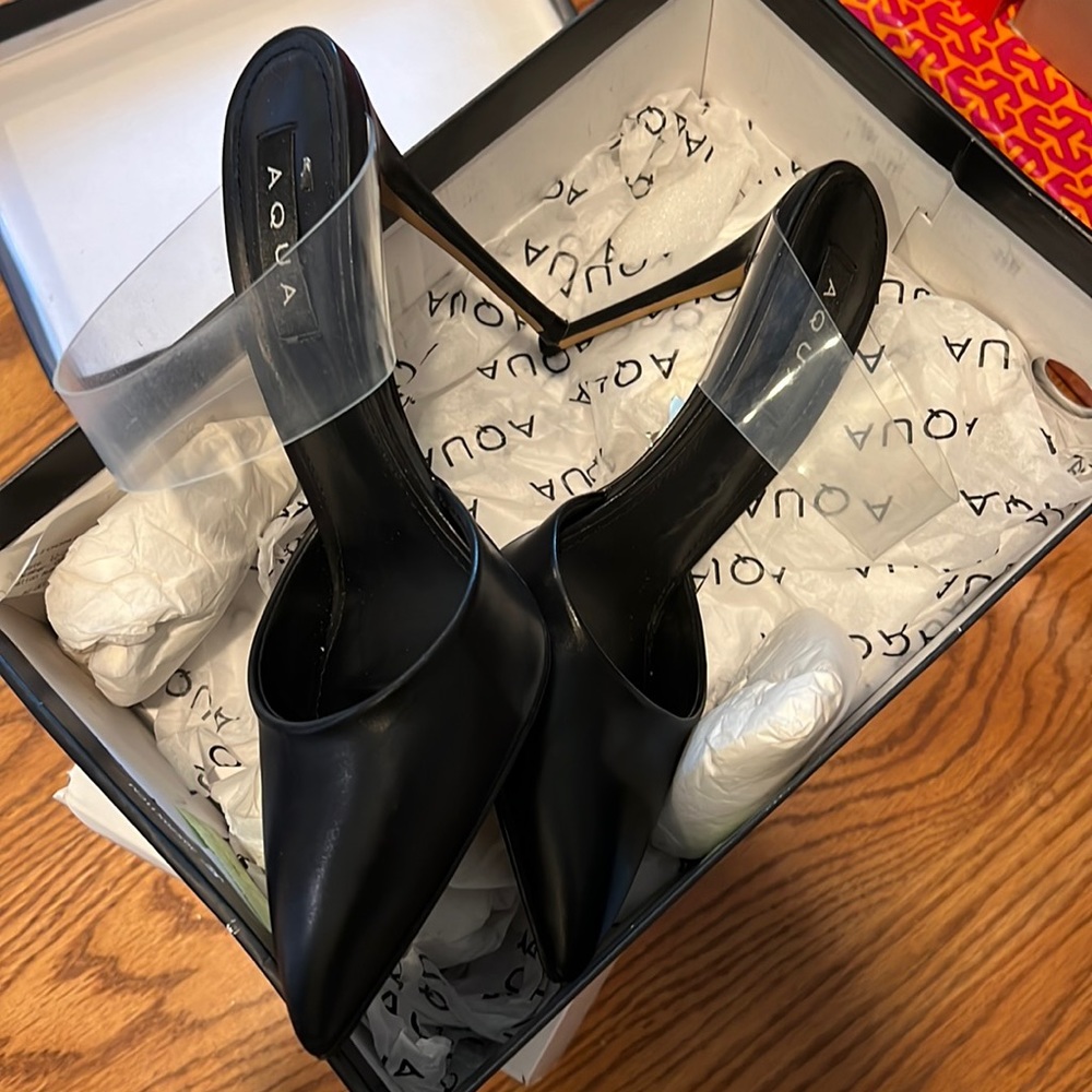 AQUA pointer toe slip on heels